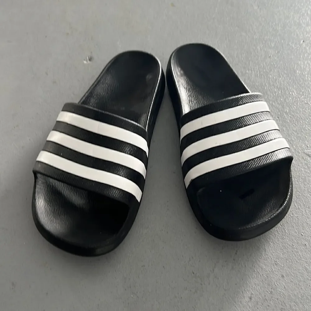 Adidas summer flats